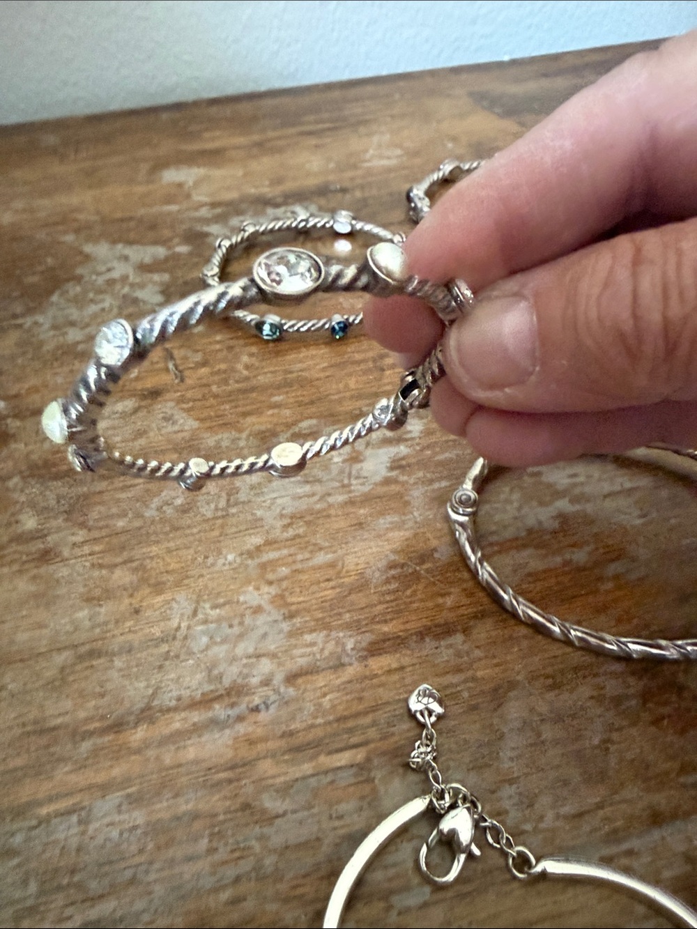 Lot for Sale! Brighton Silver Tone Bangles Bracelet Set with Pearlescent Accents - Picture 3 of 11